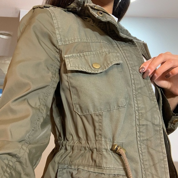 Army green, light jacket - Picture 3 of 6